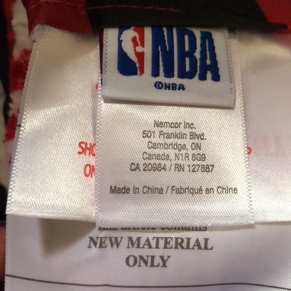 COPY - 🏀Toronto Raptors🏀Toddler 3pc Bed set🏀 - Picture 7 of 12